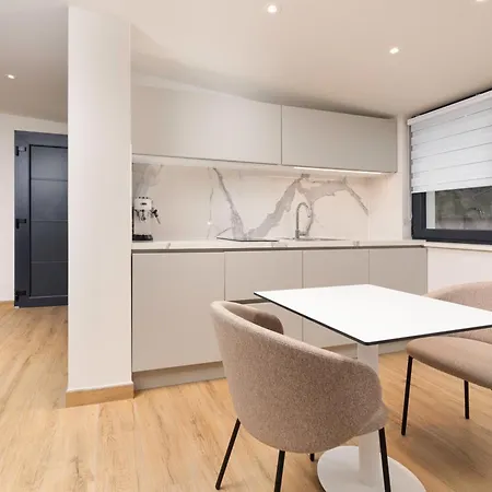 Vida's Place Apartment *