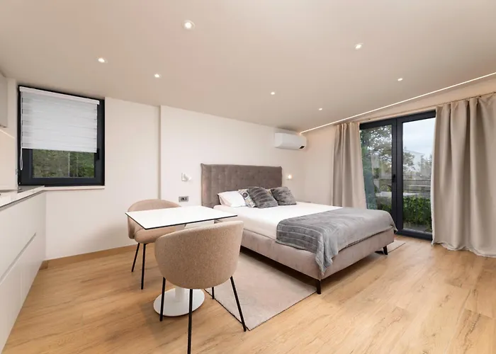 Vida's Place Apartment *